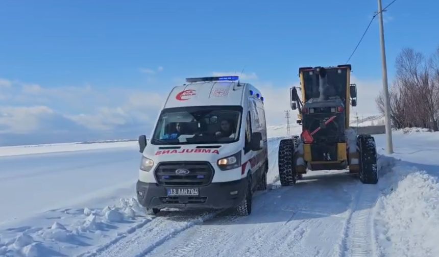 Üzerine sıcak su dökülen çocuk için ekipler seferber oldu