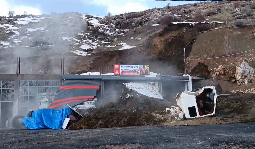 Bitlis’te Heyelan: Sanayi sitesindeki dükkan toprak altında kaldı