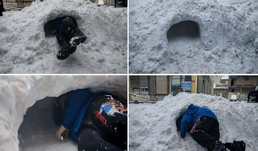 Bitlis’te çocuklar kar yığınlarını oyarak oyun alanına çevirdi