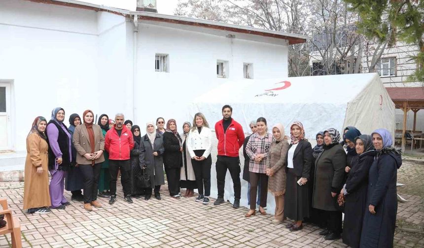 Elazığ'da kadınlar afetlere karşı bilinçlendiriliyor