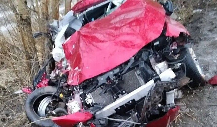 Erzurum'da feci kaza; 2 ölü, 5 yaralı