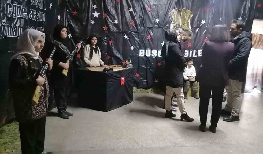 Hınıs'ta canlı müze yoğun ilgi gördü