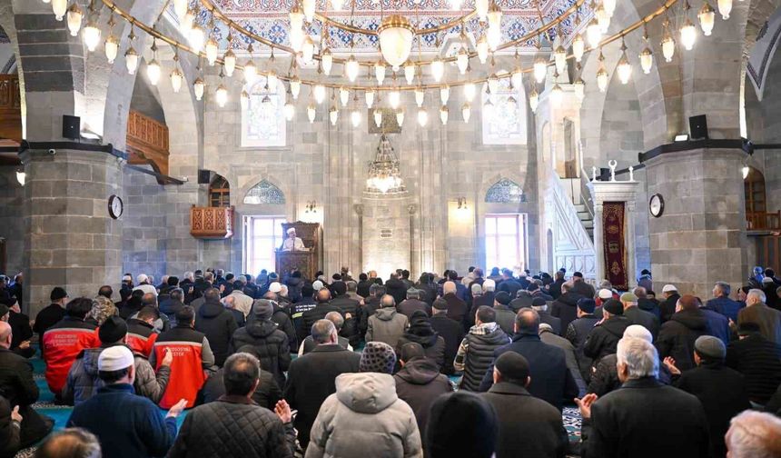 Şehitler için Mevlid-i Şerif programı düzenlendi