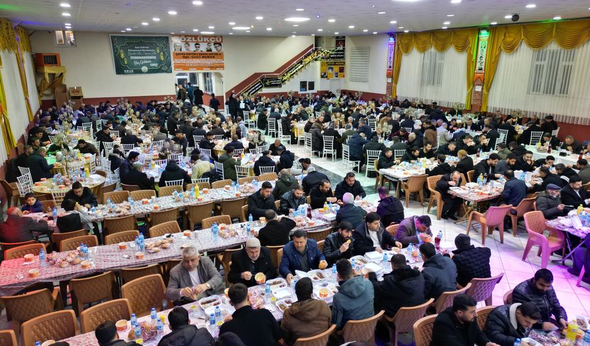 Güroymak’ta iftar programı düzenlendi