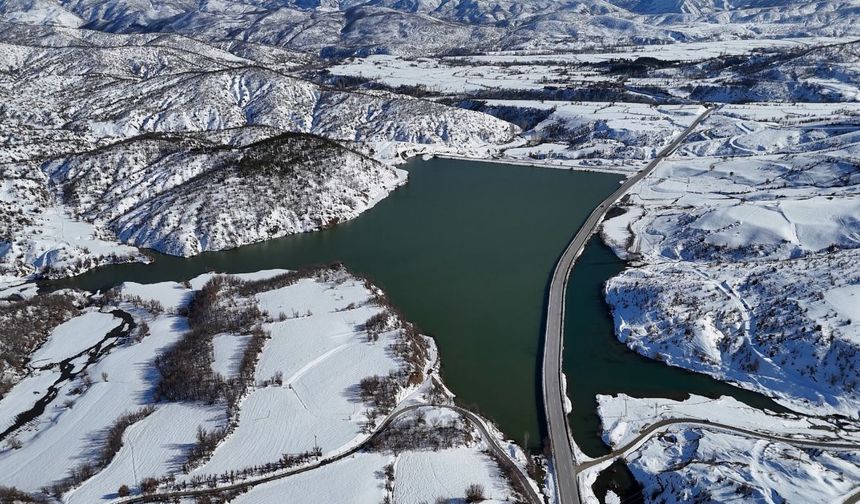 Hizan'daki Gayda Barajı Gölü mevsimsel yağışlarla doldu