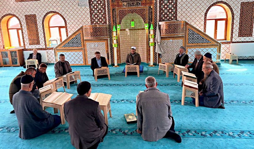 Boğazönü Köyü’nde mukabele geleneği yaşatılıyor