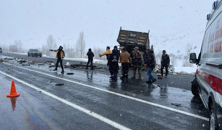 Bitlis’teki feci kazada 6 aylık bebek de hayatını kaybetti
