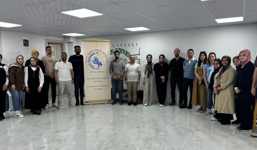 Bitlis’te Sosyal Hizmet Uzmanları Derneği: “Sosyal sorunların profesyonel savunucusuyuz”
