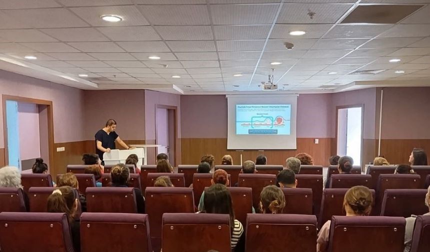 Tunceli'de sağlık personeline kolorektal kanser eğitimi verildi