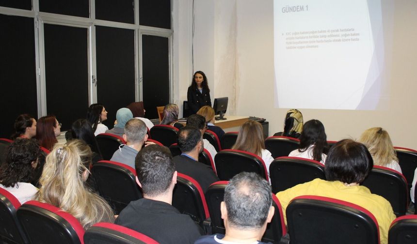 Tatvan Devlet Hastanesi’nde enfeksiyon komite toplantısı yapıldı