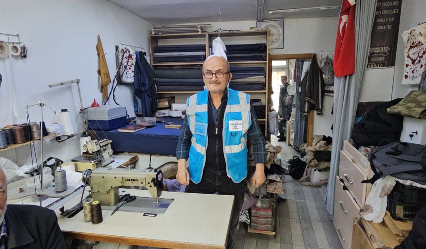 Adilcevaz’da 52 yıldır iğneyle hayat dokuyor