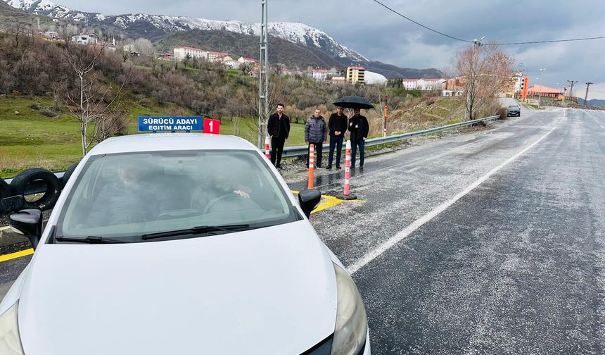 Bitlis’in Mutki ilçesinde direksiyon sınav alanı incelendi