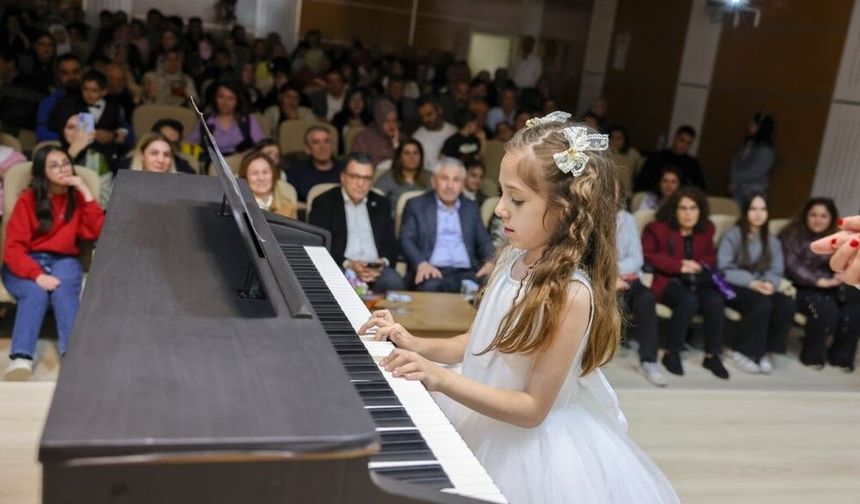 Ardahan'da sanat rüzgarı esti