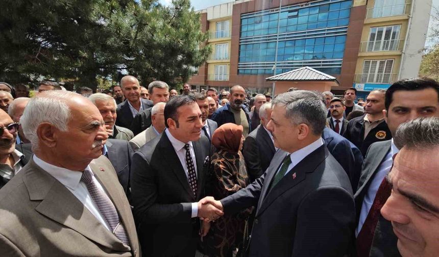 Bakan Çiftçi’den Adilcevaz ziyareti