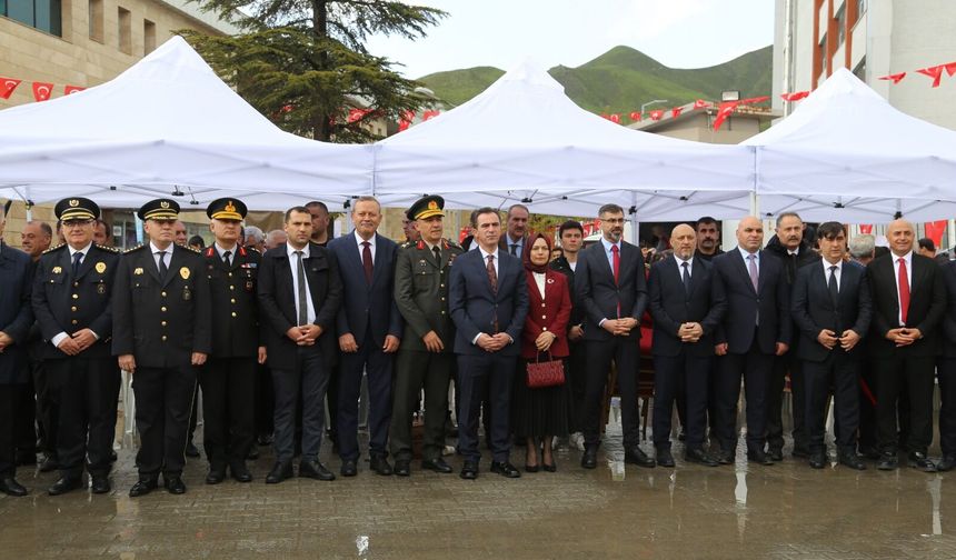 Bitlis’te 19 Mayıs coşkusu yağmura rağmen sürdü