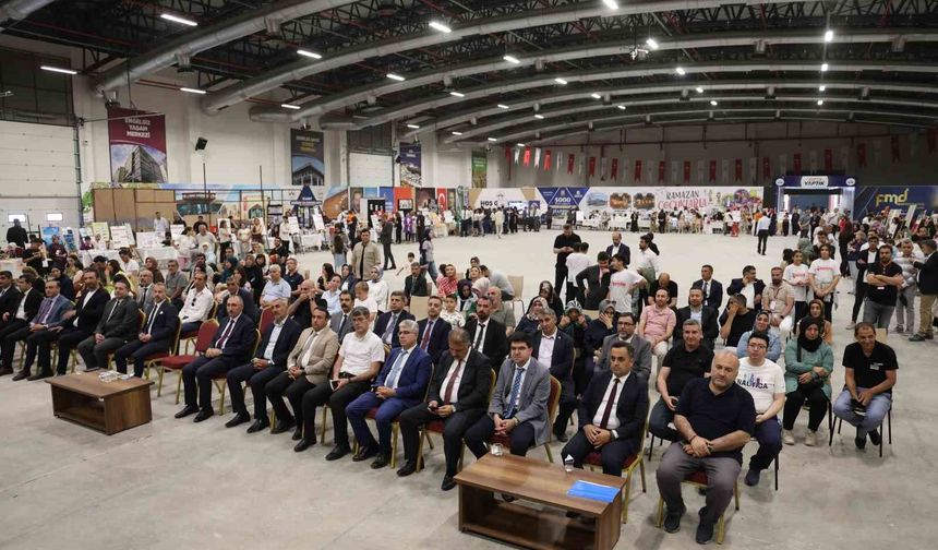 Elazığ'da 'Harezmi Eğitim Modeli Yıl Sonu' şenliği yapıldı