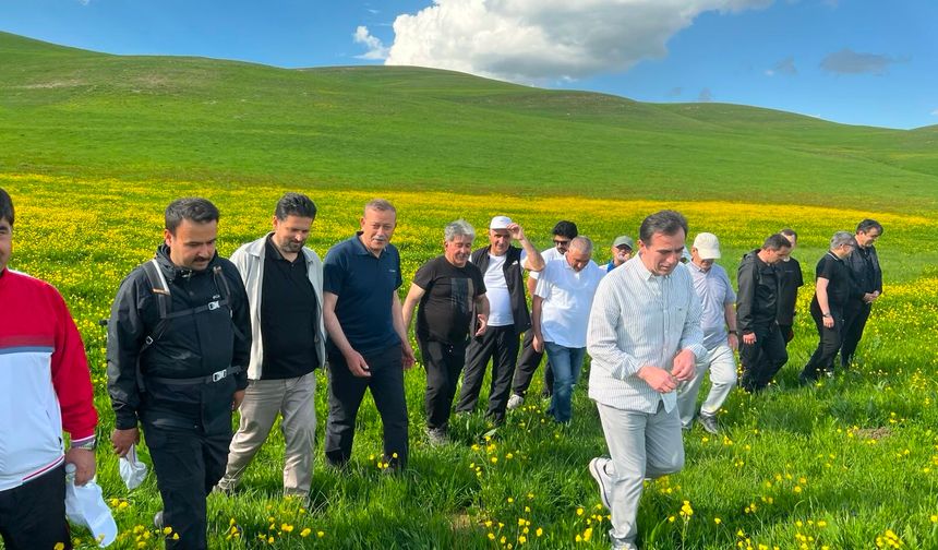 Sütey Yaylasına doğa yürüyüşü düzenlendi