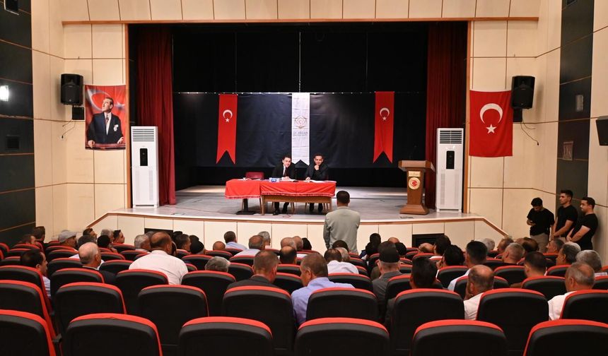 Hizan'da muhtarlarla istişare toplantısı düzenlendi