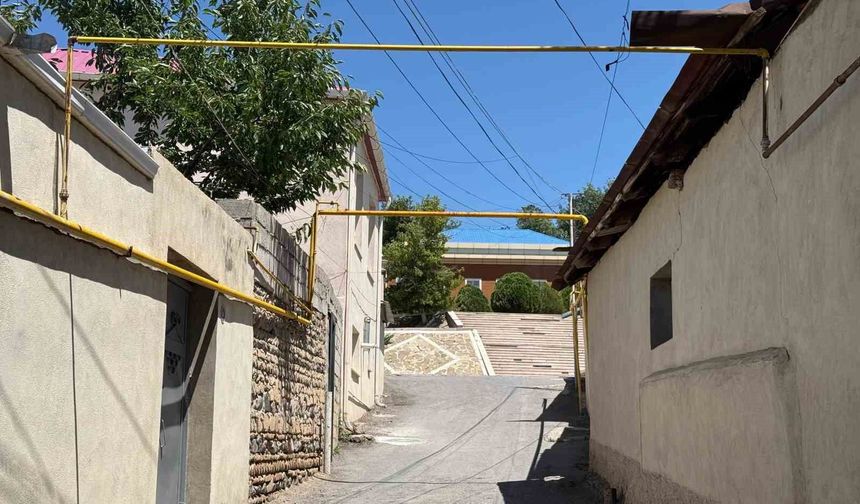 Türkiye'den Nahçıvan'a 30 yıllık doğal gaz güvencesi