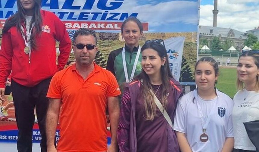 Bitlisli atletlerden ANALİG'de başarılı performans