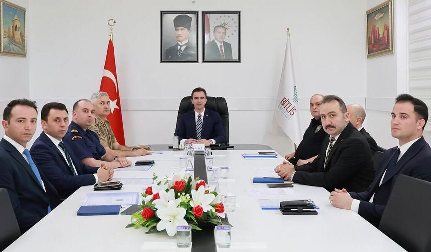 Vali Karakaya başkanlığında il güvenlik toplantısı yapıldı