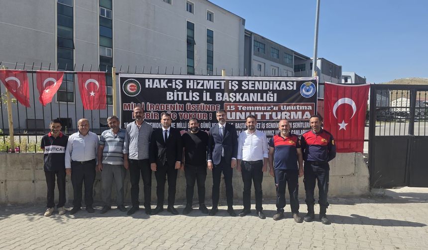 Hizmet-İş Sendikası'ndan 15 Temmuz demokrasi şehitlerine vefa