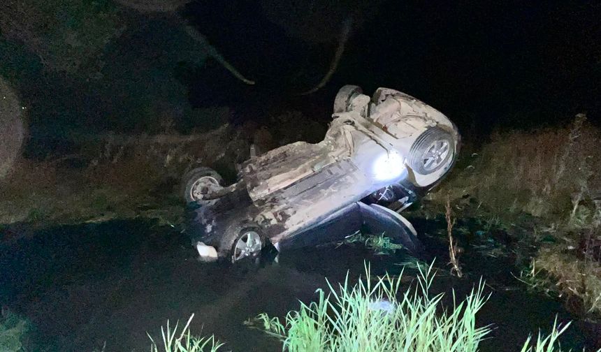 Güroymak’ta otomobil su kanalına uçtu: 1 ölü, 3 yaralı