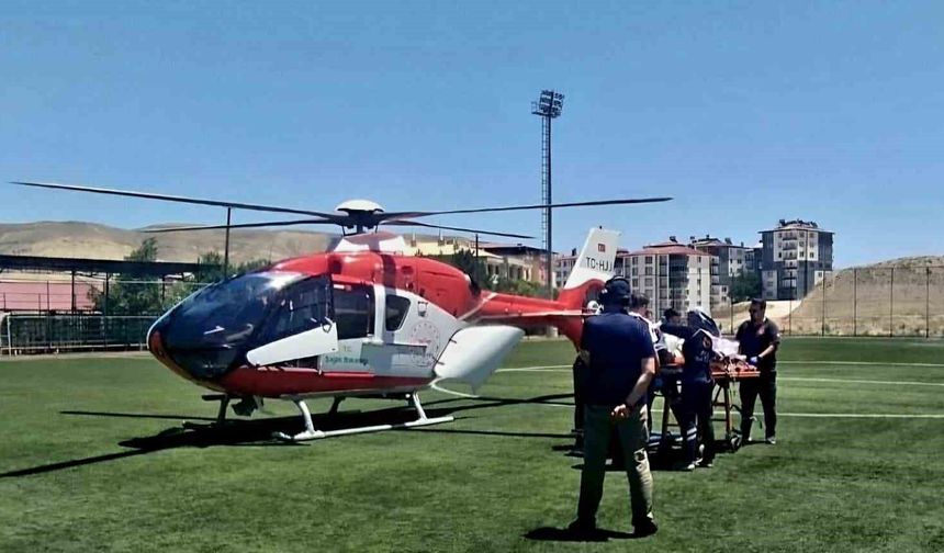 16 yaşındaki hasta hava ambulansıyla Malatya'ya sevk edildi