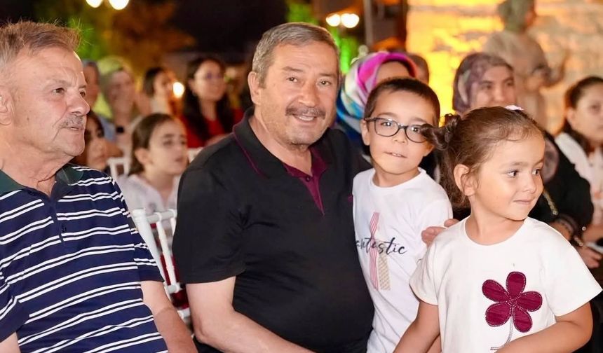 Darende'de nostalji sineması ve karaoke gecesi yapıldı