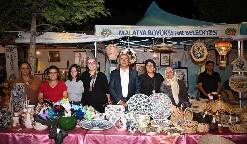 Malatya'nın yöresel tatları Gastronomi Sokağı'nda sergileniyor