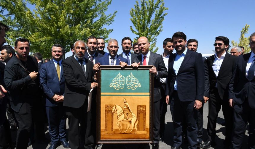 Atayurt Ahlat Derneği’nden Bilal Erdoğan’a özel tablo