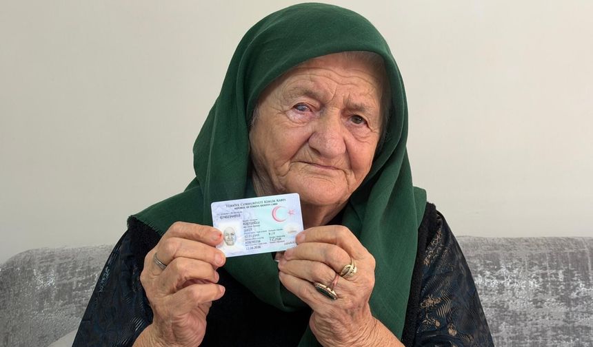 Ahlat’ta evlerine kavuşan Ahıska Türkleri kimliklerini de aldı