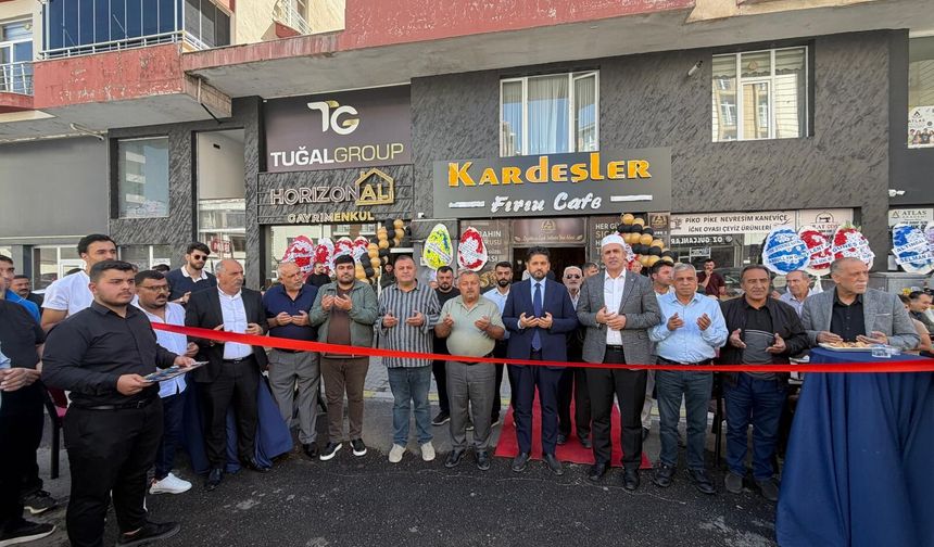 Ahlat’ta “Fırın Cafe” açıldı