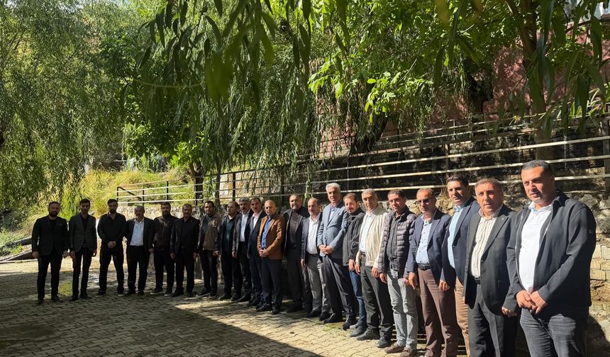 Bitlis Medeniyet Platformu Hizan’da istişare toplantısı düzenledi