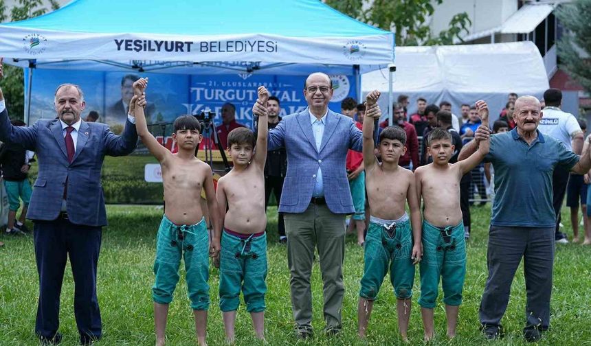 21. Uluslararası Turgut Özal Karakucak Güreşleri’nde büyük heyecan