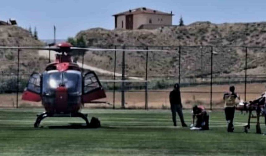 Darende'de 20 yaşındaki hasta hava ambulansıyla Malatya'ya nakledildi