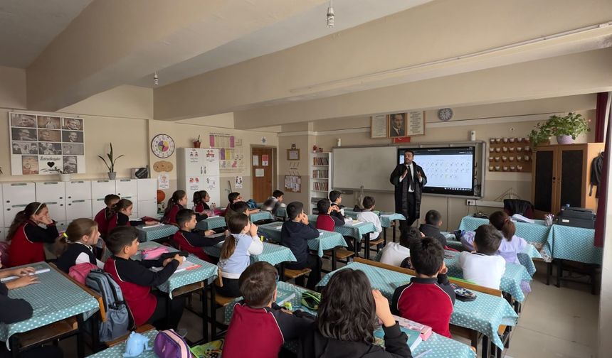 Tatvan’da çocuklara hak, hukuk ve adalet bilinci aşılanıyor