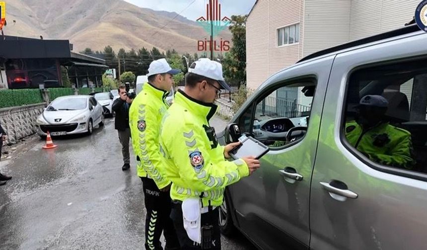 Bitlis’te okul çevrelerinde güvenlik denetimleri sürüyor