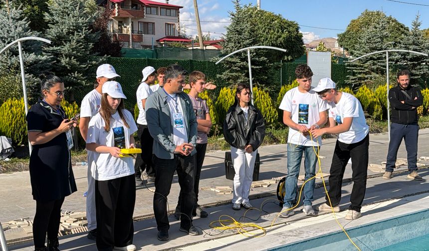 Tatvan’da gençler MikroROV ile Van Gölü’nün derinliklerini keşfedecek
