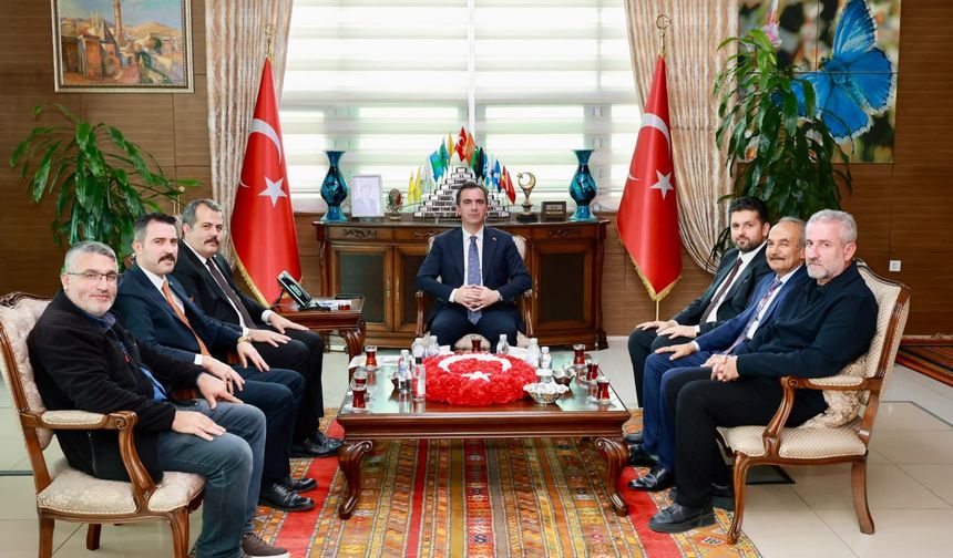 'Kubbetü’l İslam Ahlat Enstitüsü'nden Vali Karakaya’ya ziyaret