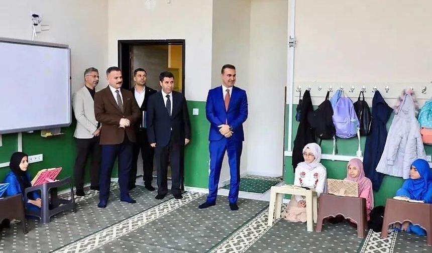 Bitlis İl Millî Eğitim Müdürü hafızlık sınıfını ziyaret etti